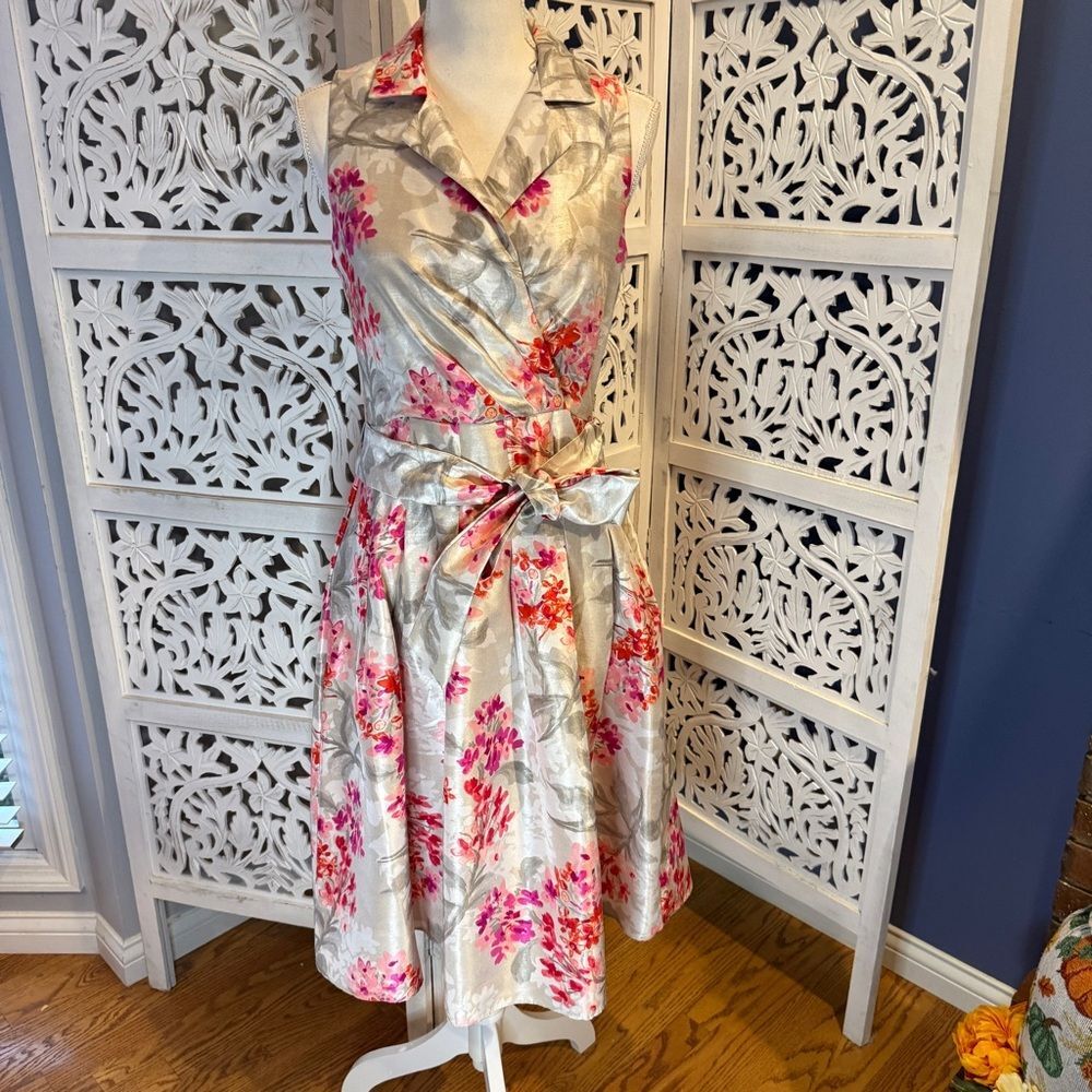 NWT Jessica Howard Pink and Silver Floral Dress Sz 6